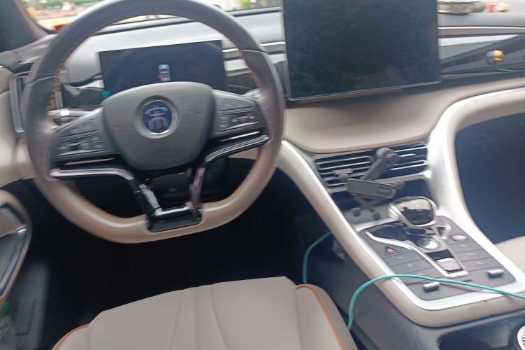 Used BYD Song Pro New Energy 2023 Champion Edition DM-i 110KM Beyond Model Steering Wheel