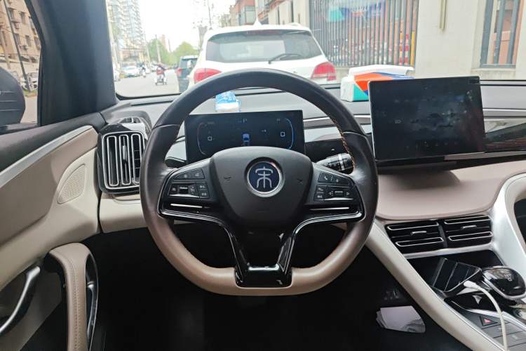 Used BYD Song Pro New Energy 2023 Champion Edition DM-i 71KM Leading Model Steering Wheel