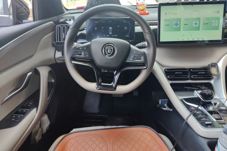Used BYD Song Pro New Energy 2023 Champion Edition DM-i 71KM Beyond Model Steering Wheel