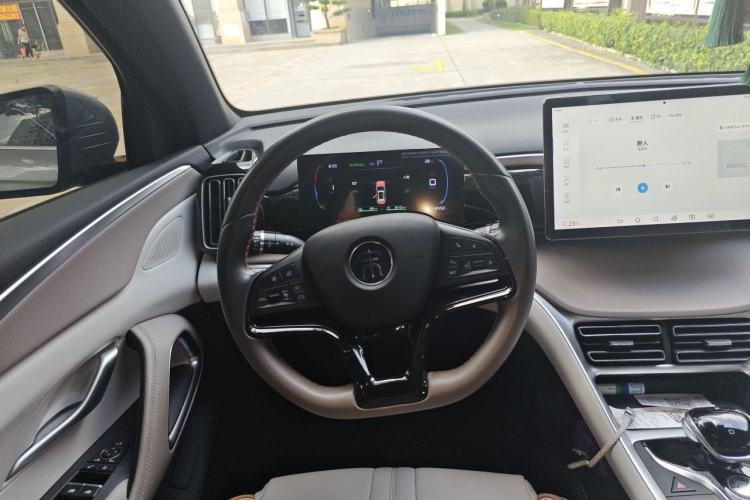 Used BYD Song Pro New Energy 2023 Champion Edition DM-i 71KM Leading Model Steering Wheel