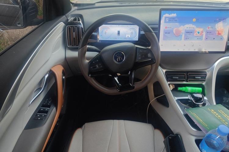 Used BYD Song Pro New Energy 2023 Champion Edition DM-i 110KM Excellence Model Steering Wheel