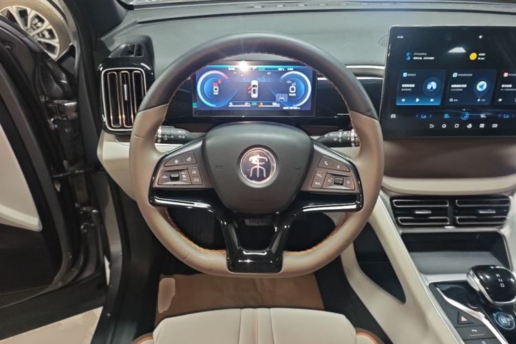 Used BYD Song Pro New Energy 2023 Champion Edition DM-i 110KM Beyond Model Steering Wheel