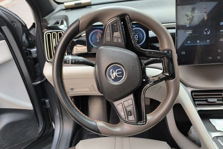 Used BYD Song Pro New Energy 2023 Champion Edition DM-i 110KM Excellence Model Steering Wheel