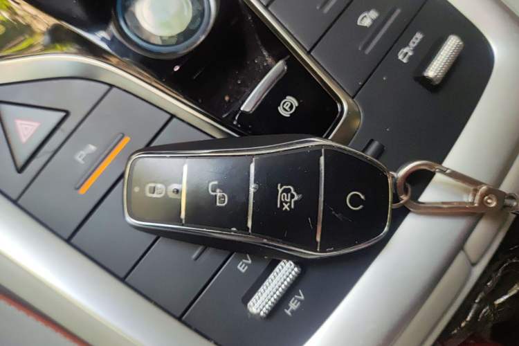 Used BYD Song Pro New Energy 2023 Champion Edition DM-i 110KM Excellence Model Vehicle Key