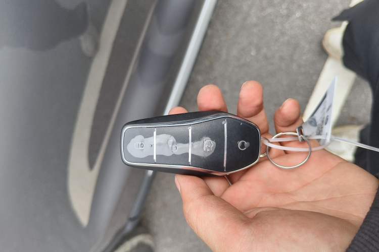 Used BYD Song Pro New Energy 2023 Champion Edition DM-i 71KM Navigation Model Vehicle Key