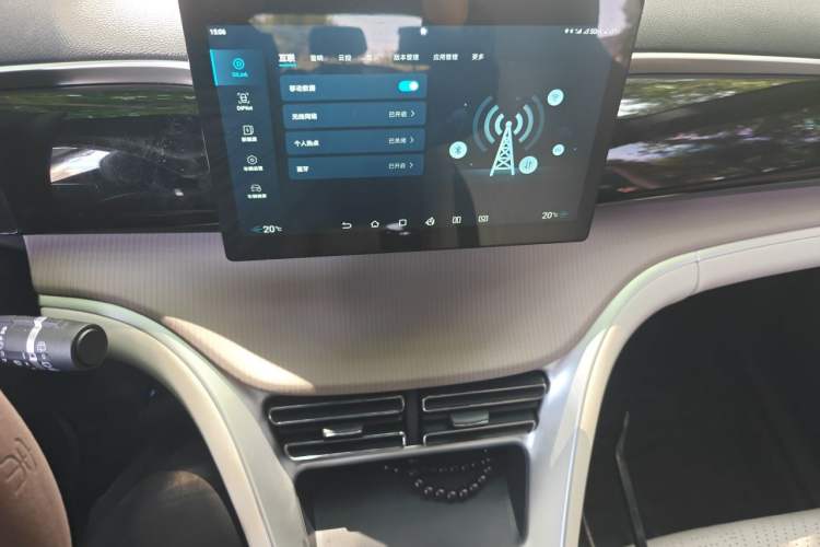 Used BYD Song Pro New Energy 2023 Champion Edition DM-i 71KM Navigation Model Audio And AC Panel