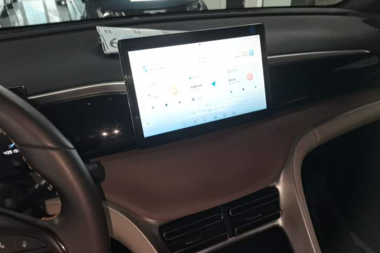 Used BYD Song Pro New Energy 2023 Champion Edition DM-i 71KM Leading Model Audio And AC Panel