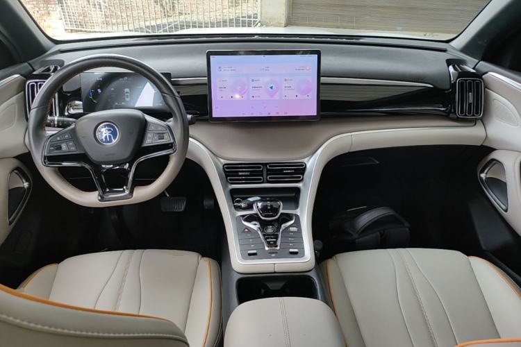 Used BYD Song Pro New Energy 2023 Champion Edition DM-i 71KM Beyond Model Center Console