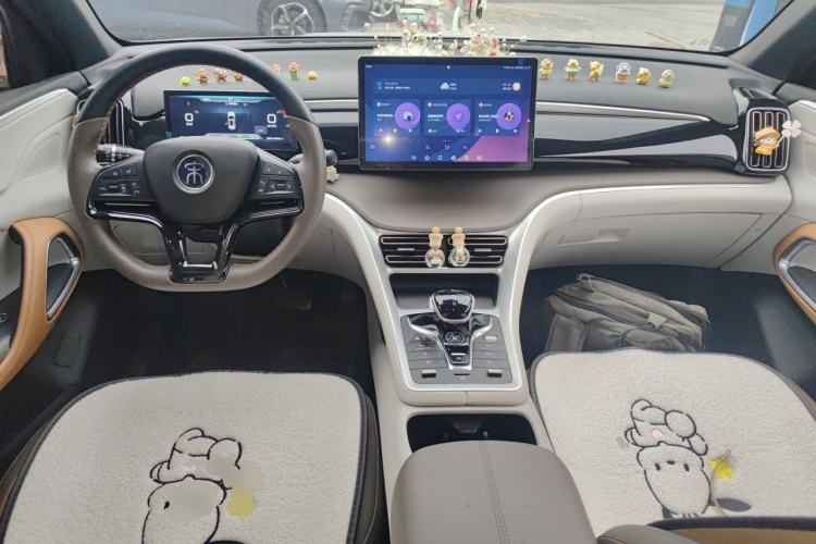 Used BYD Song Pro New Energy 2023 Champion Edition DM-i 110KM Beyond Model Center Console