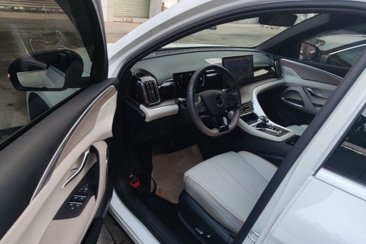 Used BYD Song Pro New Energy 2023 Champion Edition DM-i 71KM Leading Model Driver Seat