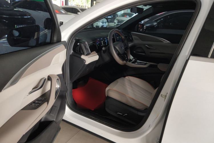 Used BYD Song Pro New Energy 2023 Champion Edition DM-i 71KM Leading Model Driver Seat