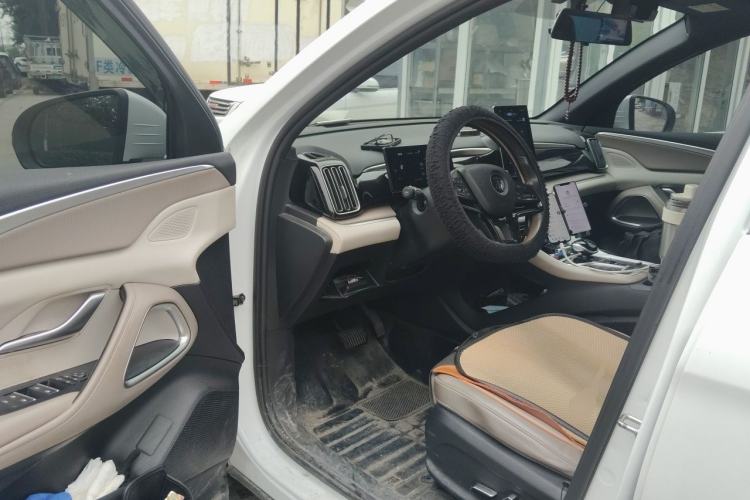 Used BYD Song Pro New Energy 2023 Champion Edition DM-i 71KM Navigation Model Driver Seat