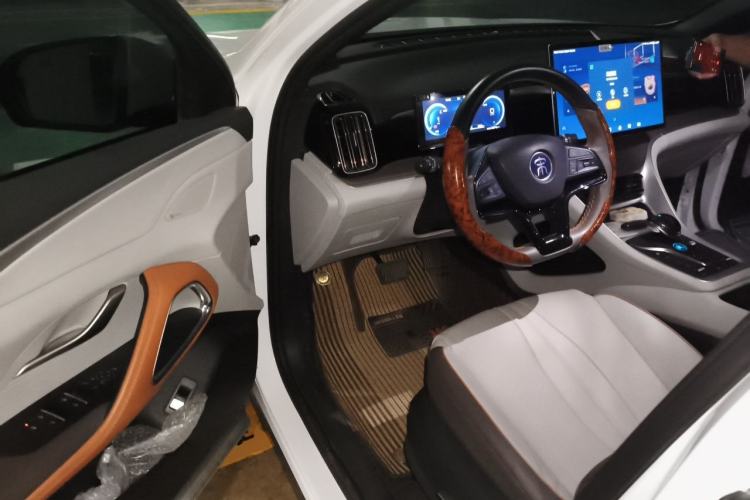 Used BYD Song Pro New Energy 2023 Champion Edition DM-i 110KM Excellence Model Driver Seat