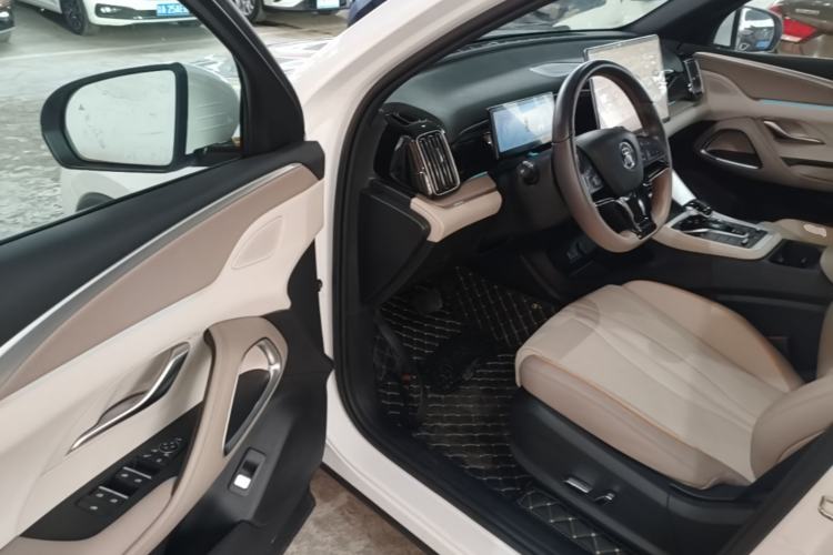 Used BYD Song Pro New Energy 2023 Champion Edition DM-i 110KM Excellence Model Driver Seat