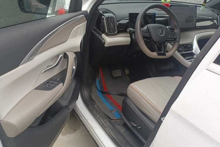 Used BYD Song Pro New Energy 2023 Champion Edition DM-i 71KM Beyond Model Driver Seat
