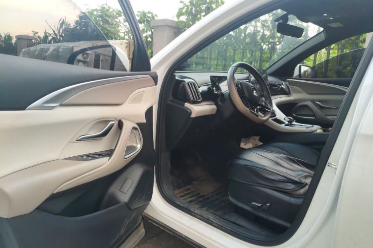 Used BYD Song Pro New Energy 2023 Champion Edition DM-i 71KM Navigation Model Driver Seat