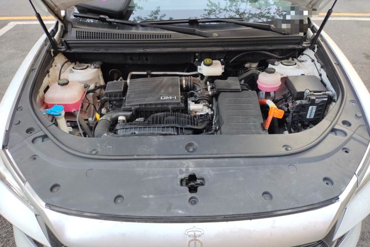 Used BYD Song Pro New Energy 2023 Champion Edition DM-i 110KM Beyond Model Engine Bay