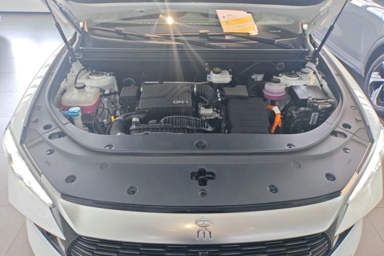 Used BYD Song Pro New Energy 2023 Champion Edition DM-i 71KM Navigation Model Engine Bay