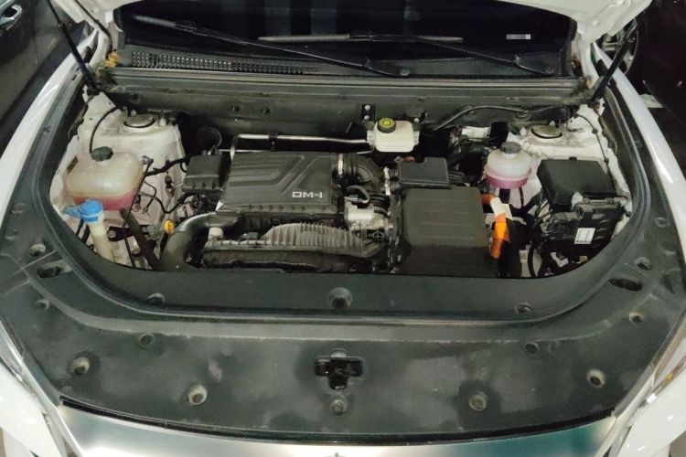 Used BYD Song Pro New Energy 2023 Champion Edition DM-i 110KM Beyond Model Engine Bay
