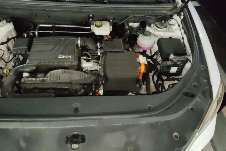Used BYD Song Pro New Energy 2023 Champion Edition DM-i 110KM Beyond Model Engine Bay Left