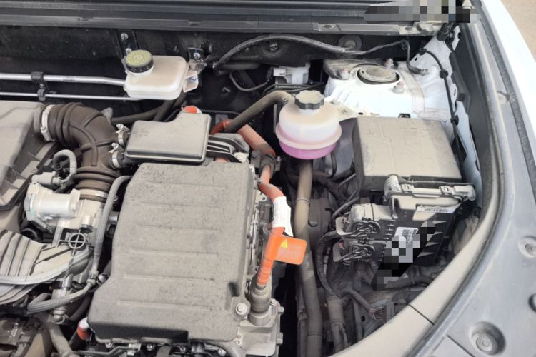 Used BYD Song Pro New Energy 2023 Champion Edition DM-i 71KM Navigation Model Engine Bay Left