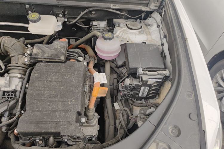 Used BYD Song Pro New Energy 2023 Champion Edition DM-i 110KM Beyond Model Engine Bay Left