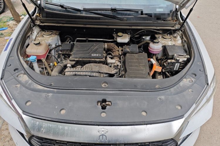 Used BYD Song Pro New Energy 2023 Champion Edition DM-i 71KM Beyond Model Engine Bay