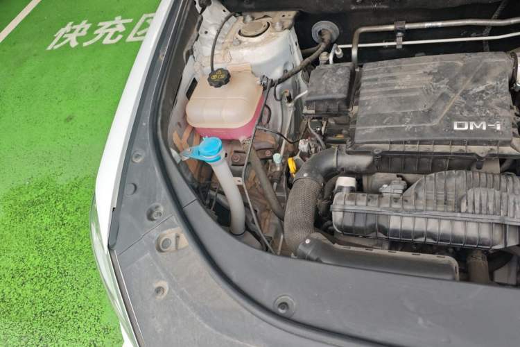 Used BYD Song Pro New Energy 2023 Champion Edition DM-i 110KM Excellence Model Engine Bay Right