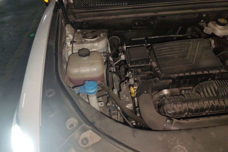 Used BYD Song Pro New Energy 2023 Champion Edition DM-i 110KM Excellence Model Engine Bay Right