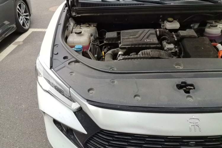 Used BYD Song Pro New Energy 2023 Champion Edition DM-i 110KM Excellence Model Engine Bay Right