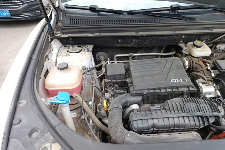 Used BYD Song Pro New Energy 2023 Champion Edition DM-i 110KM Excellence Model Engine Bay Right