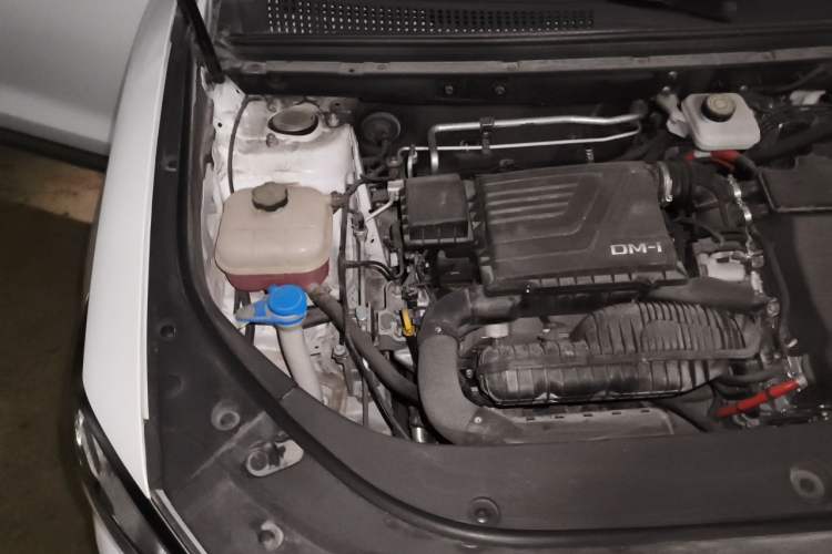 Used BYD Song Pro New Energy 2023 Champion Edition DM-i 110KM Excellence Model Engine Bay Right