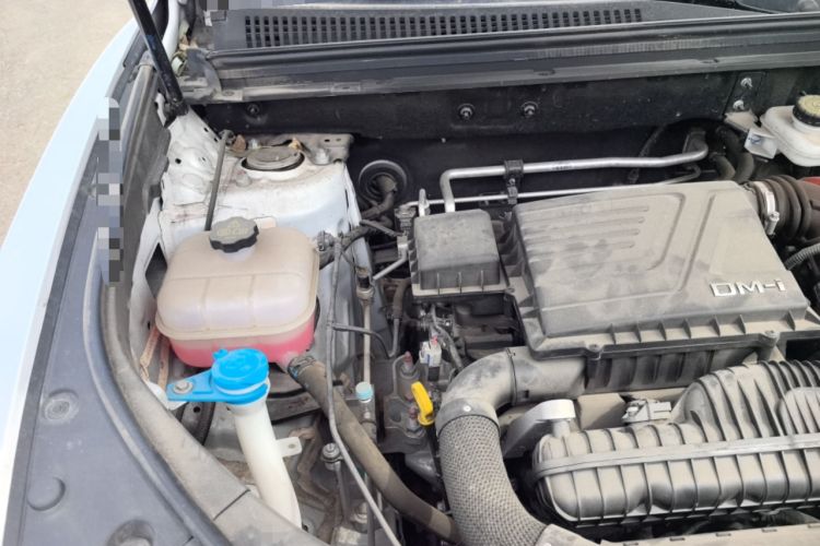 Used BYD Song Pro New Energy 2023 Champion Edition DM-i 71KM Navigation Model Engine Bay Right