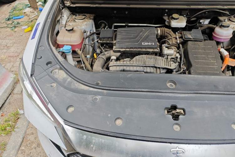 Used BYD Song Pro New Energy 2023 Champion Edition DM-i 71KM Beyond Model Engine Bay Right