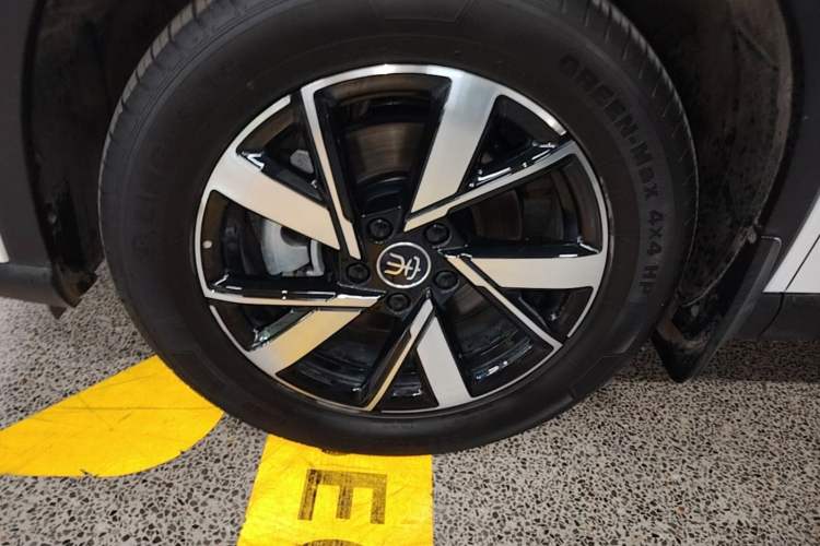Used BYD Song Pro New Energy 2023 Champion Edition DM-i 71KM Beyond Model Exterior 4