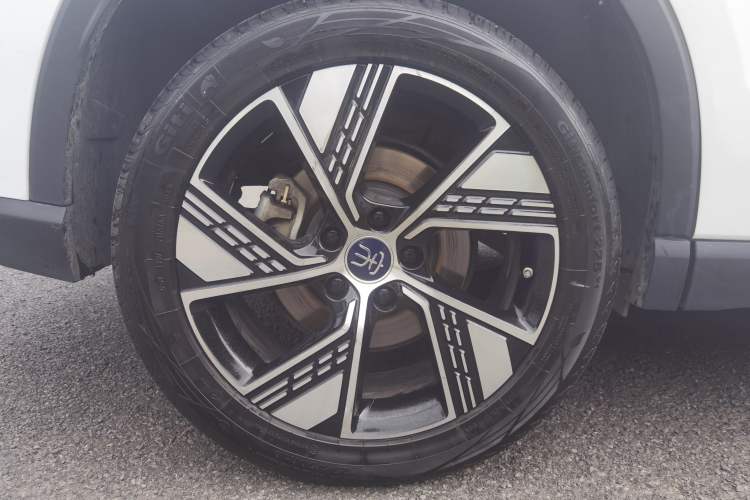 Used BYD Song Pro New Energy 2023 Champion Edition DM-i 110KM Excellence Model Exterior 7