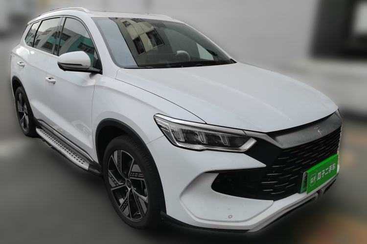 Used BYD Song Pro New Energy 2023 Champion Edition DM-i 110KM Excellence Model Front Right 45 Deg