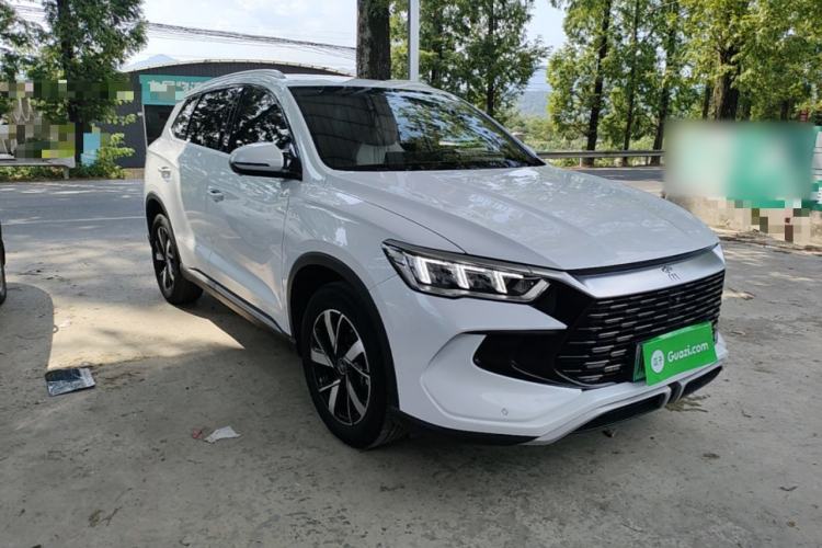 Used BYD Song Pro New Energy 2023 Champion Edition DM-i 71KM Beyond Model Front Right 45 Deg