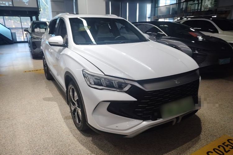 Used BYD Song Pro New Energy 2023 Champion Edition DM-i 110KM Excellence Model Front Right 45 Deg