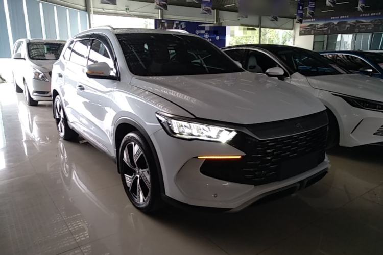 Used BYD Song Pro New Energy 2023 Champion Edition DM-i 110KM Excellence Model Front Right 45 Deg