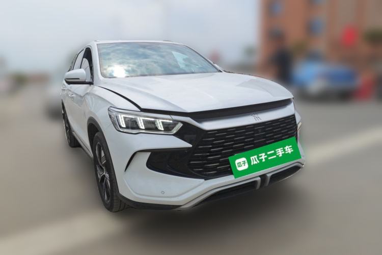 Used BYD Song Pro New Energy 2023 Champion Edition DM-i 110KM Excellence Model Front Right 45 Deg