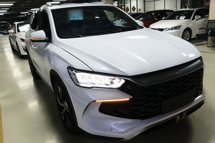 Used BYD Song Pro New Energy 2023 Champion Edition DM-i 110KM Excellence Model Front Right 45 Deg