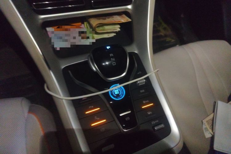 Used BYD Song Pro New Energy 2023 Champion Edition DM-i 110KM Excellence Model Gear Lever