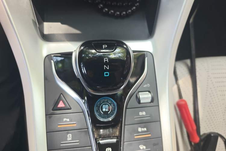 Used BYD Song Pro New Energy 2023 Champion Edition DM-i 71KM Navigation Model Gear Lever