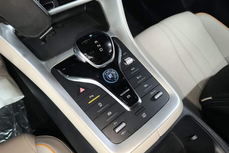 Used BYD Song Pro New Energy 2023 Champion Edition DM-i 71KM Leading Model Gear Lever