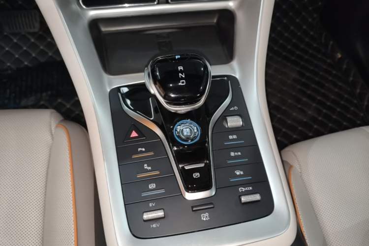 Used BYD Song Pro New Energy 2023 Champion Edition DM-i 110KM Excellence Model Gear Lever