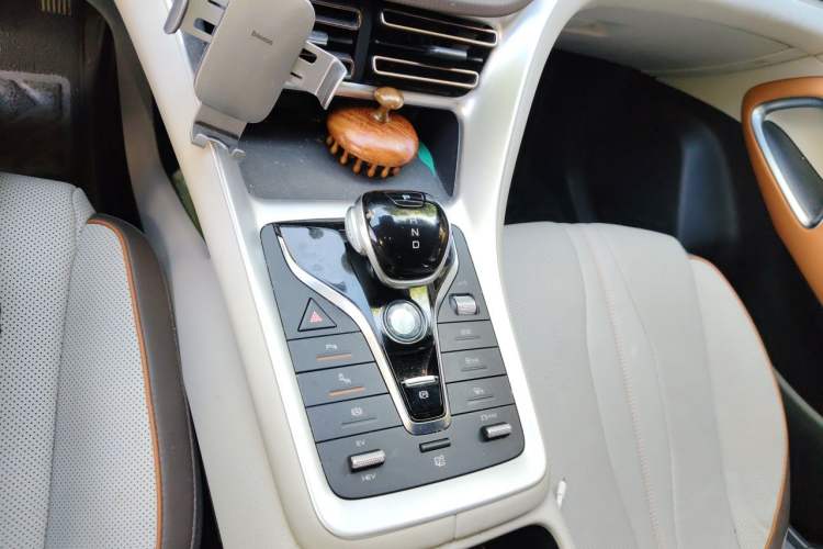 Used BYD Song Pro New Energy 2023 Champion Edition DM-i 110KM Excellence Model Gear Lever