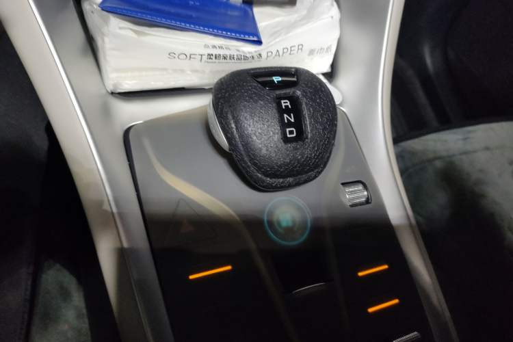 Used BYD Song Pro New Energy 2023 Champion Edition DM-i 71KM Leading Model Gear Lever