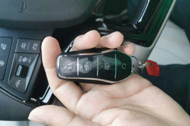 Used BYD Song Pro New Energy 2023 Champion Edition DM-i 110KM Excellence Model Interior 1
