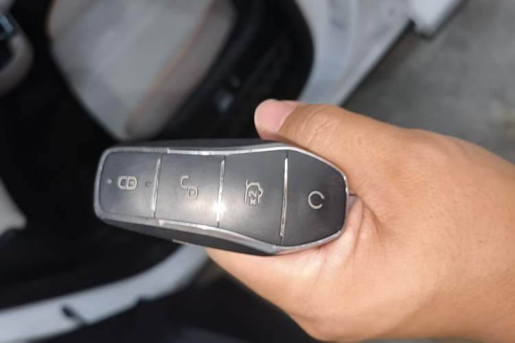 Used BYD Song Pro New Energy 2023 Champion Edition DM-i 110KM Excellence Model Interior 1